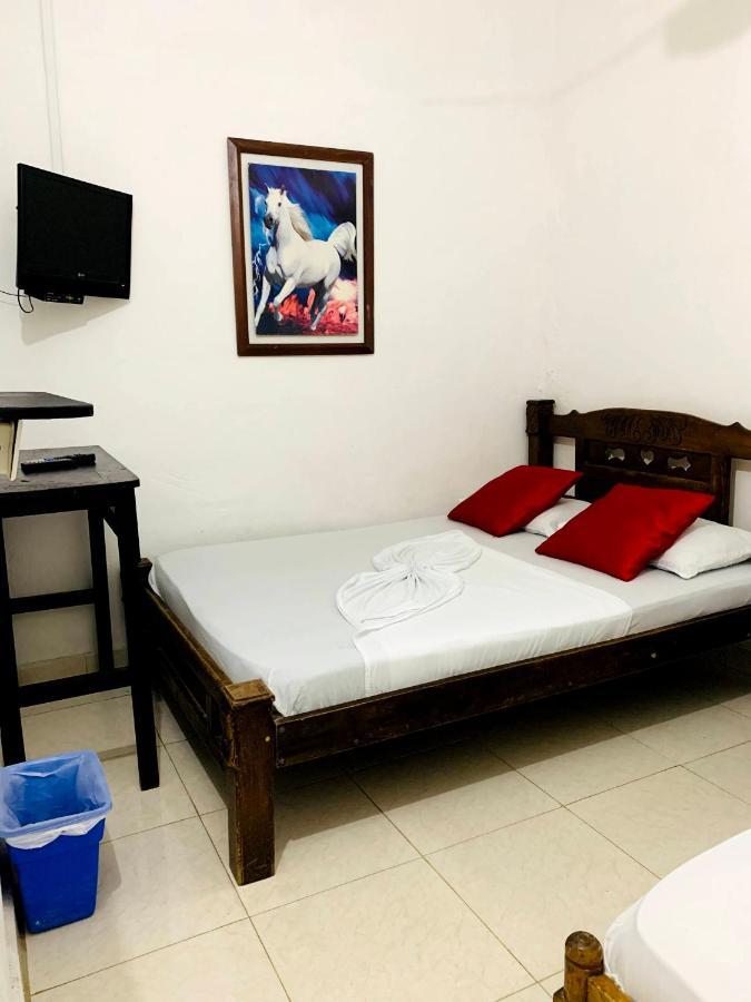 Hostal La Espanola De Getsemani Cartagena ภายนอก รูปภาพ